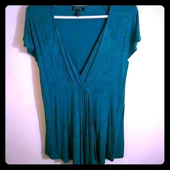 🌺Daisy Fuentes soft drapey top - Picture 1 of 3